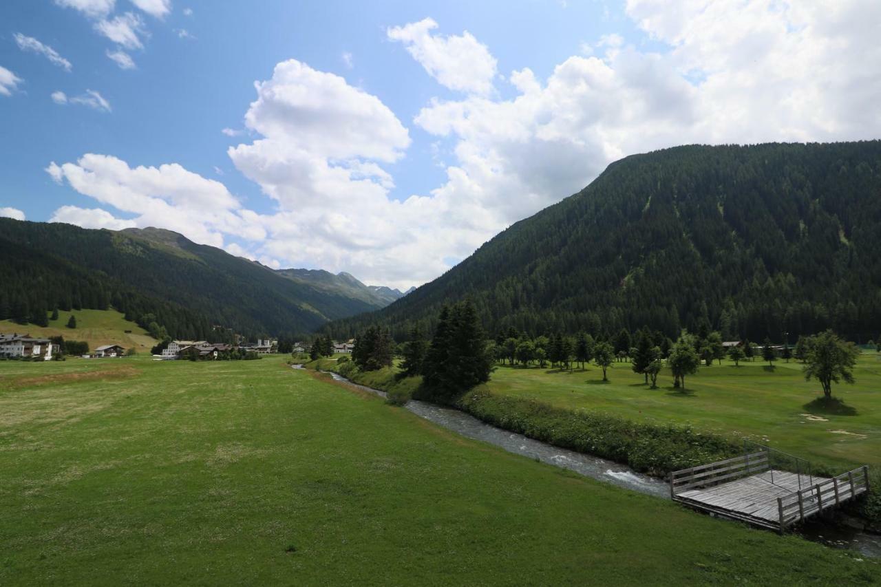 Golf Apartments - Schmid Davos Bagian luar foto