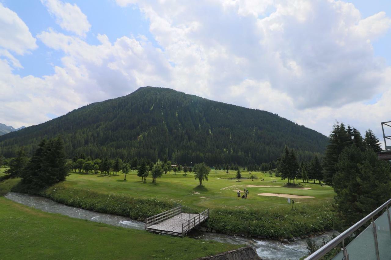 Golf Apartments - Schmid Davos Bagian luar foto
